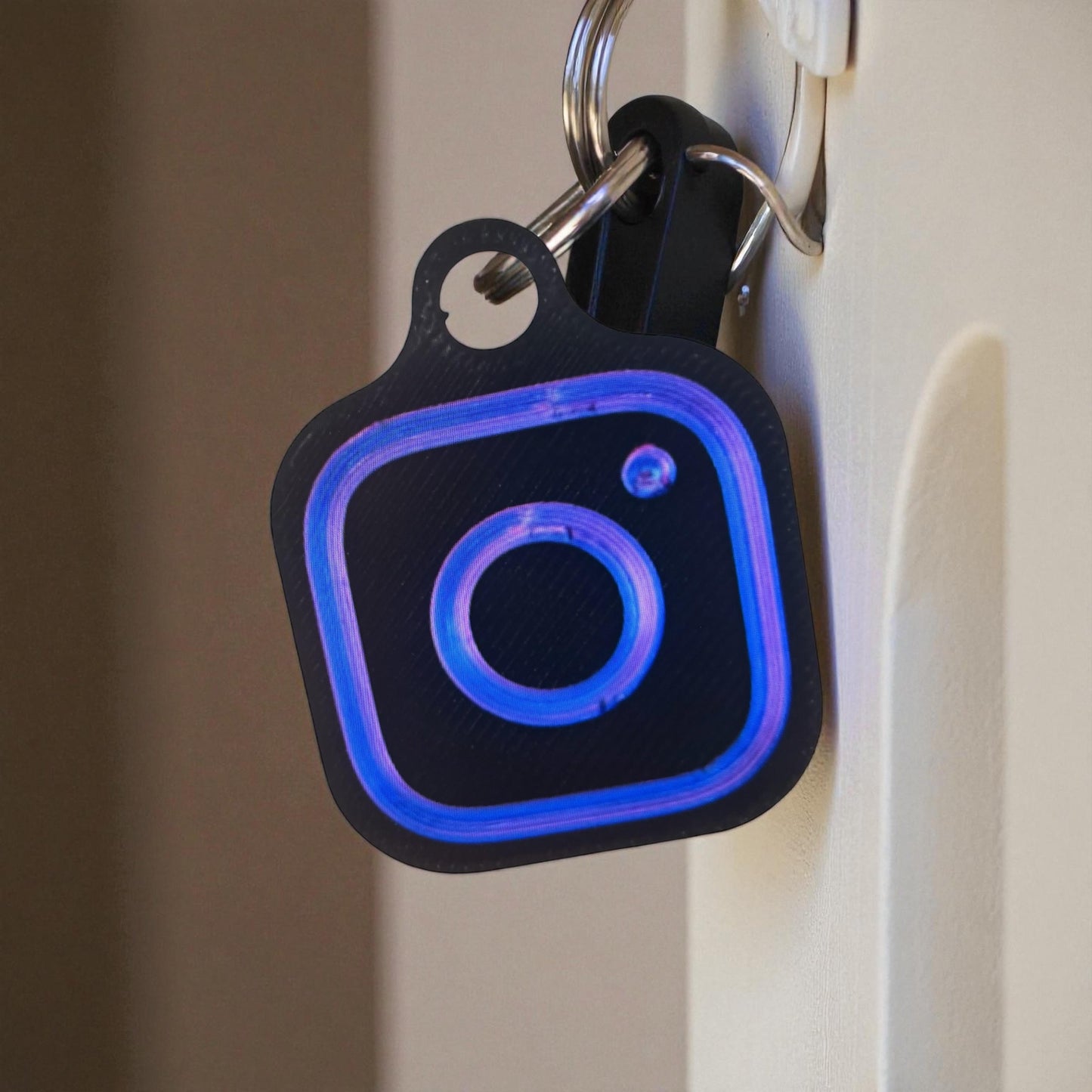 Smart NFC Keychains – Tap Connect Share